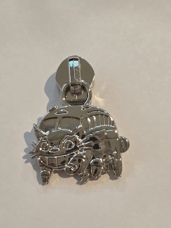 Zipper Pull - cat bus Silver - #5 - Each